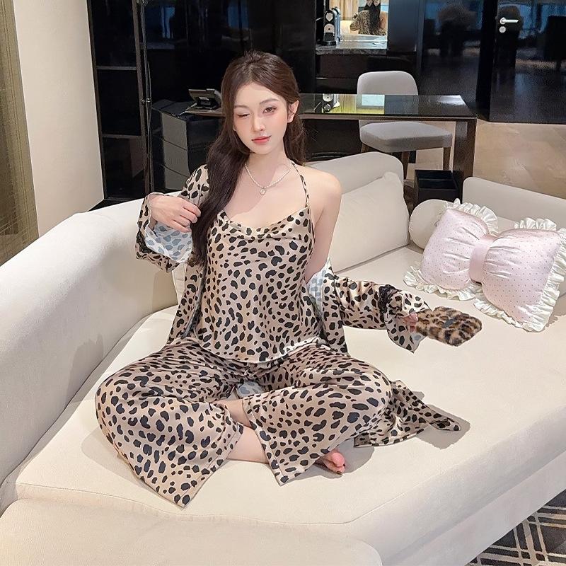 French Pure Desire Light Luxury Leopard Print Ice and Snow Silk Pajamas Women's Spring and Summer New Suspender Trousers Loungewear Set Can Be Outside