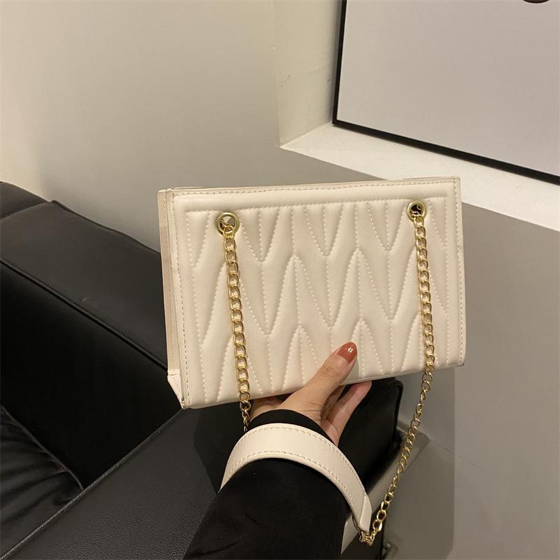 Women's Chain Small Bag Women's 2025 Spring New Versatile Ins Messenger Bag Small Square Bag