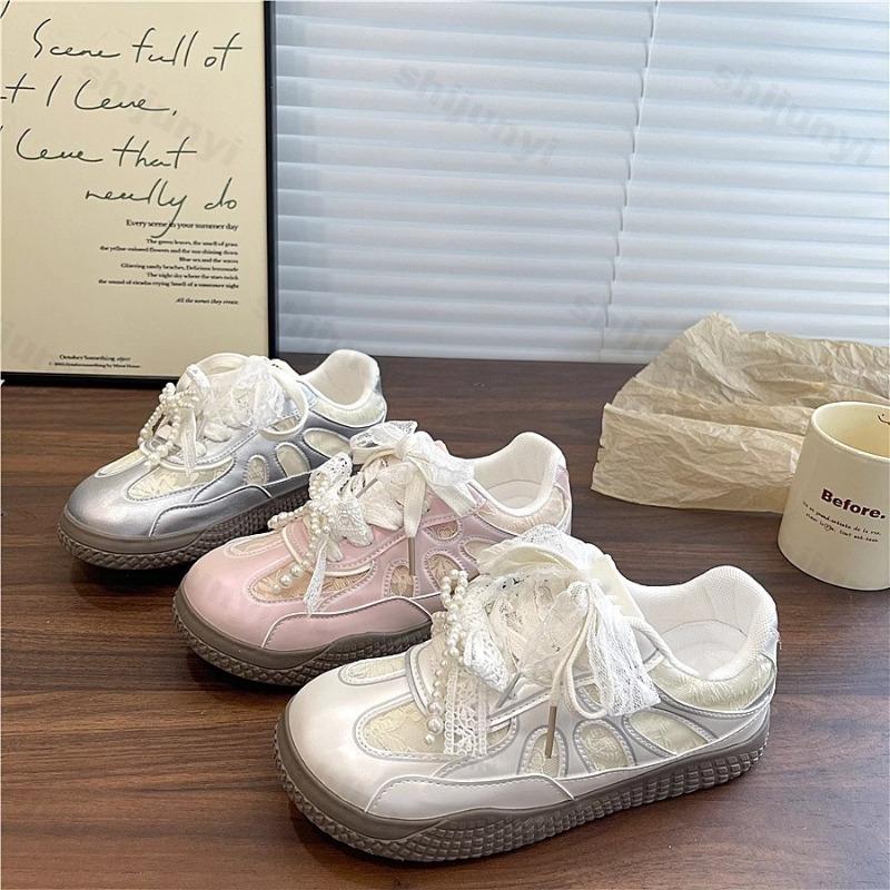 Women's Casual Sports Shoes 2026 Autumn Comfortable Anti Slip Outdoor Vulcanized Shoes Lace Pearl Bow Fashion Running Shoes