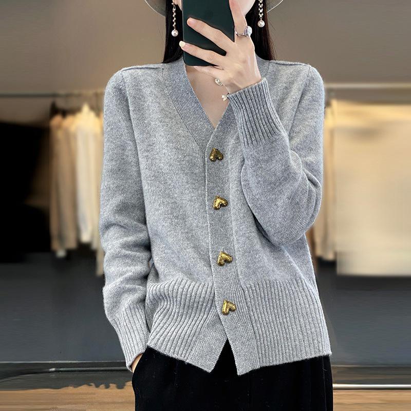 2023 Autumn V-neck Loose Fit Women's Wool Cardigan Sweater