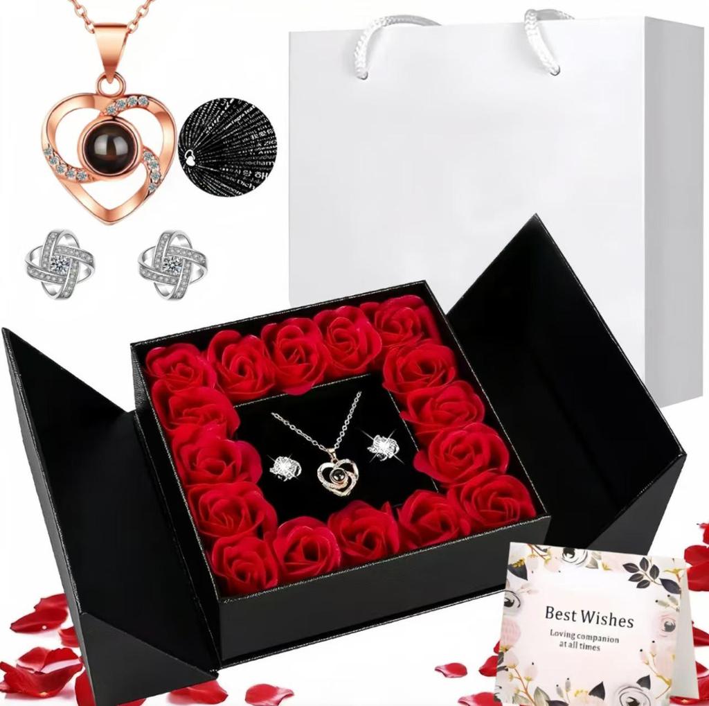 100 Languages 'I Love You' Heart Projection Necklace - Valentine's Day Gift