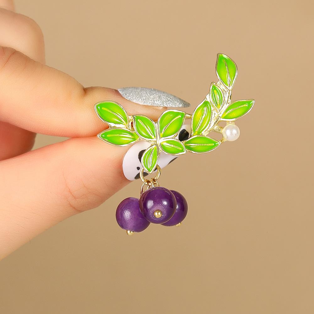 Kreative Blaubeer-Fruchtförmige Anstecknadeln Grüne Blatt-Metallnadeln Damen Anzug Revers Zubehör Abzeichen Brosche Schmuck Geschenke