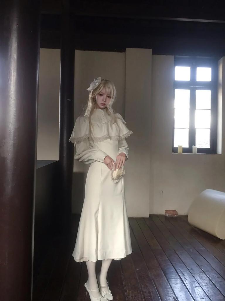 Gothic Lolita Dress with Neat and Clean Flared Lace and Feminine Solid Long Size S [XHSUKADO] Women's Cape, Long, Mass-Produced Style, Skirt, Ruffles,