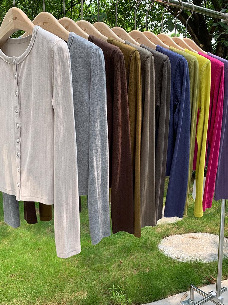 New Women's Long-Sleeve Round-Neck Cardigan: Casual, Lightweight Rayon Knitwear for Autumn and Winter