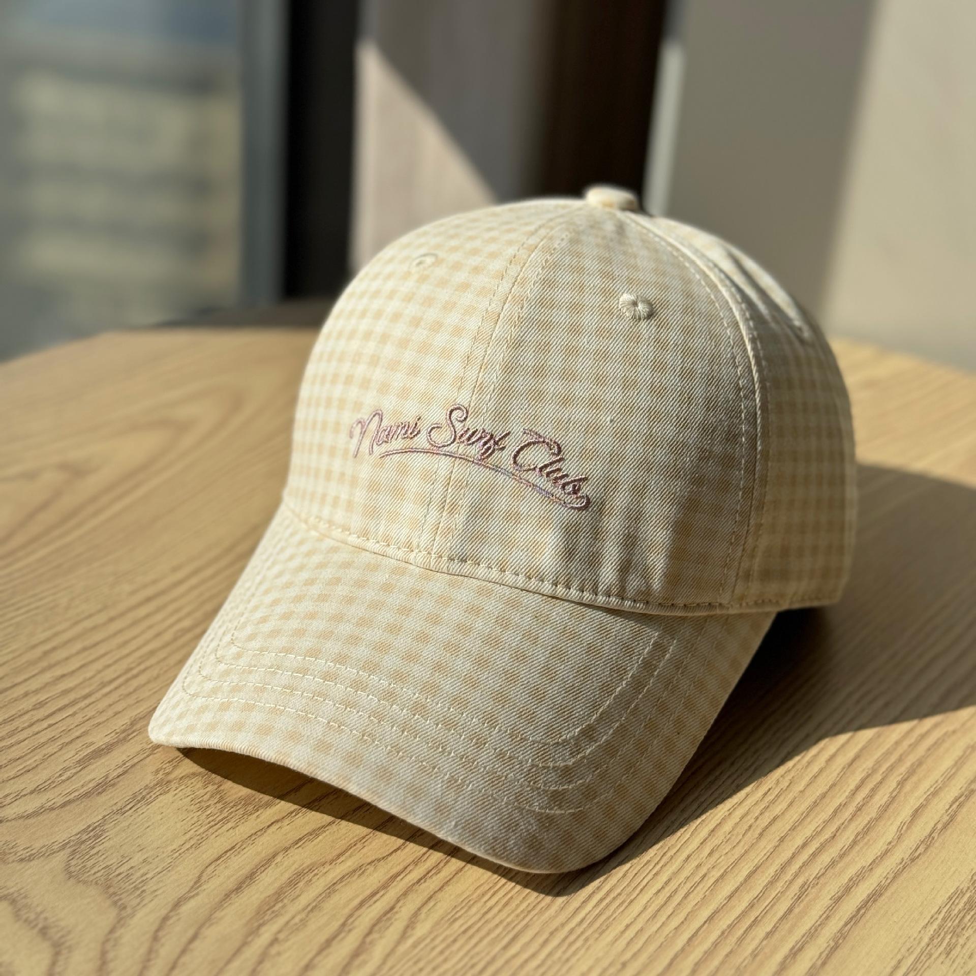 

New plaid soft-top baseball cap for men and women with letter embroidery, spring and summer versatile, face-slimming, sun protection cap Adult54-60Adjustable жовтий