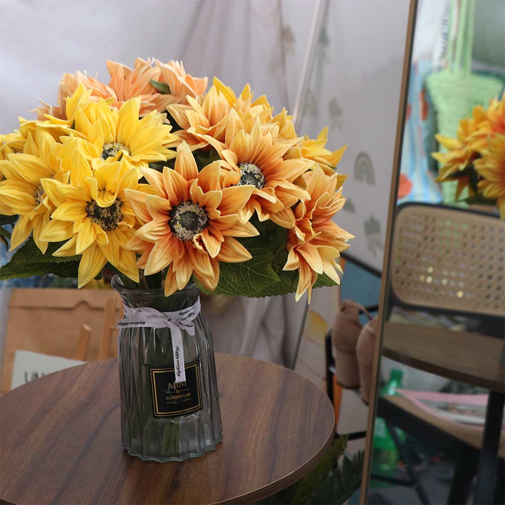 Realistic Artificial Sunflower Bouquet Elegant Simulated Sunflower  Holiday Party Wedding