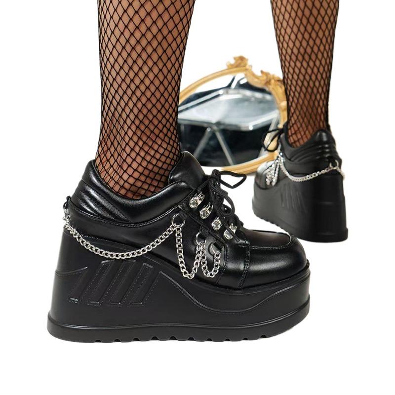 

Модная женская обувь на распродаже 2025 Новые женские туфли на высоком каблуке на платформе, танкетке, лодочки, женские туфли с цепочкой, увеличивающие рост, больших размеров 42 чёрный