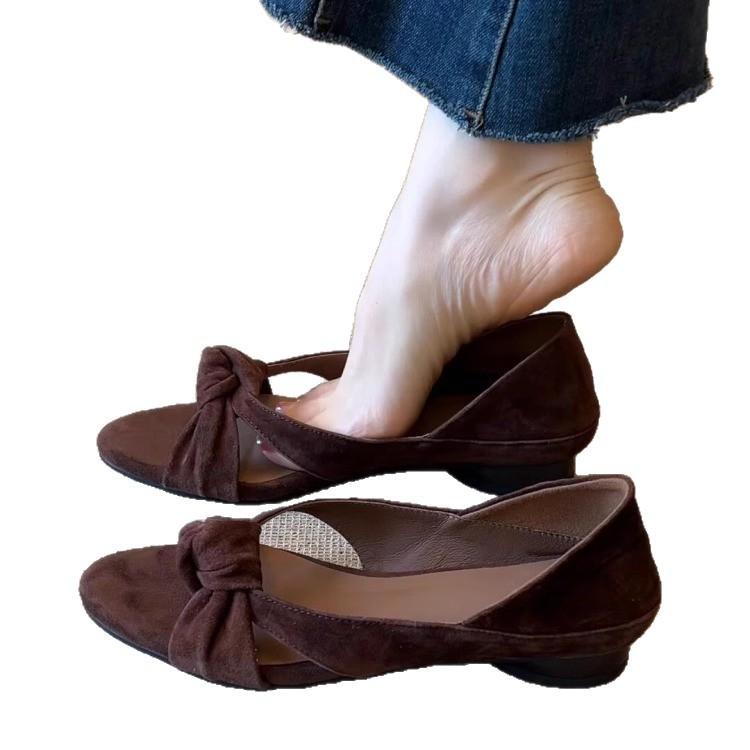 Sheepskin version~ retro fashion sense cross-band kink sandals women's 2025 new round head thick heel commuter Roman shoes