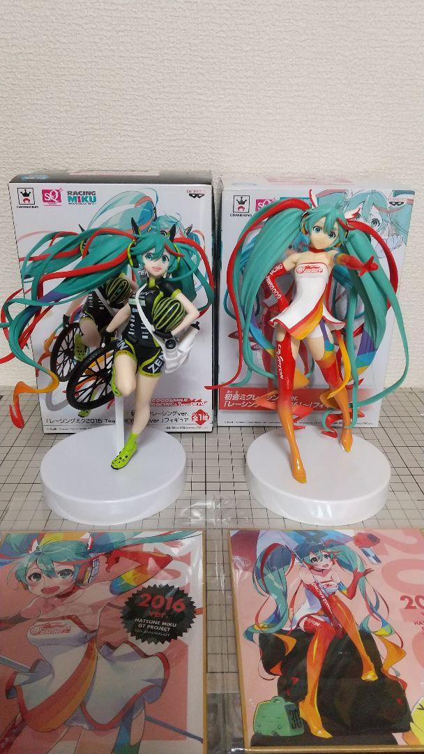 

[Б/У] Фигурка Hatsune Miku Racing Miku 2016 из 2 видов цветной бумаги + Призовой набор