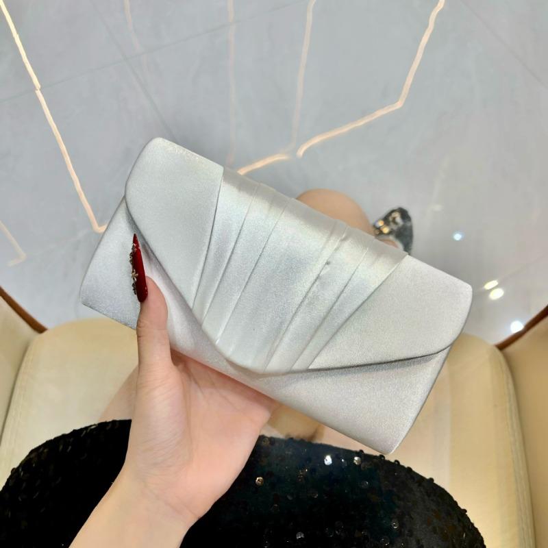 Dinner Bag with Chain Strap Crossbody Bag Fashionable and High-end Ladies' Hand-held Bag