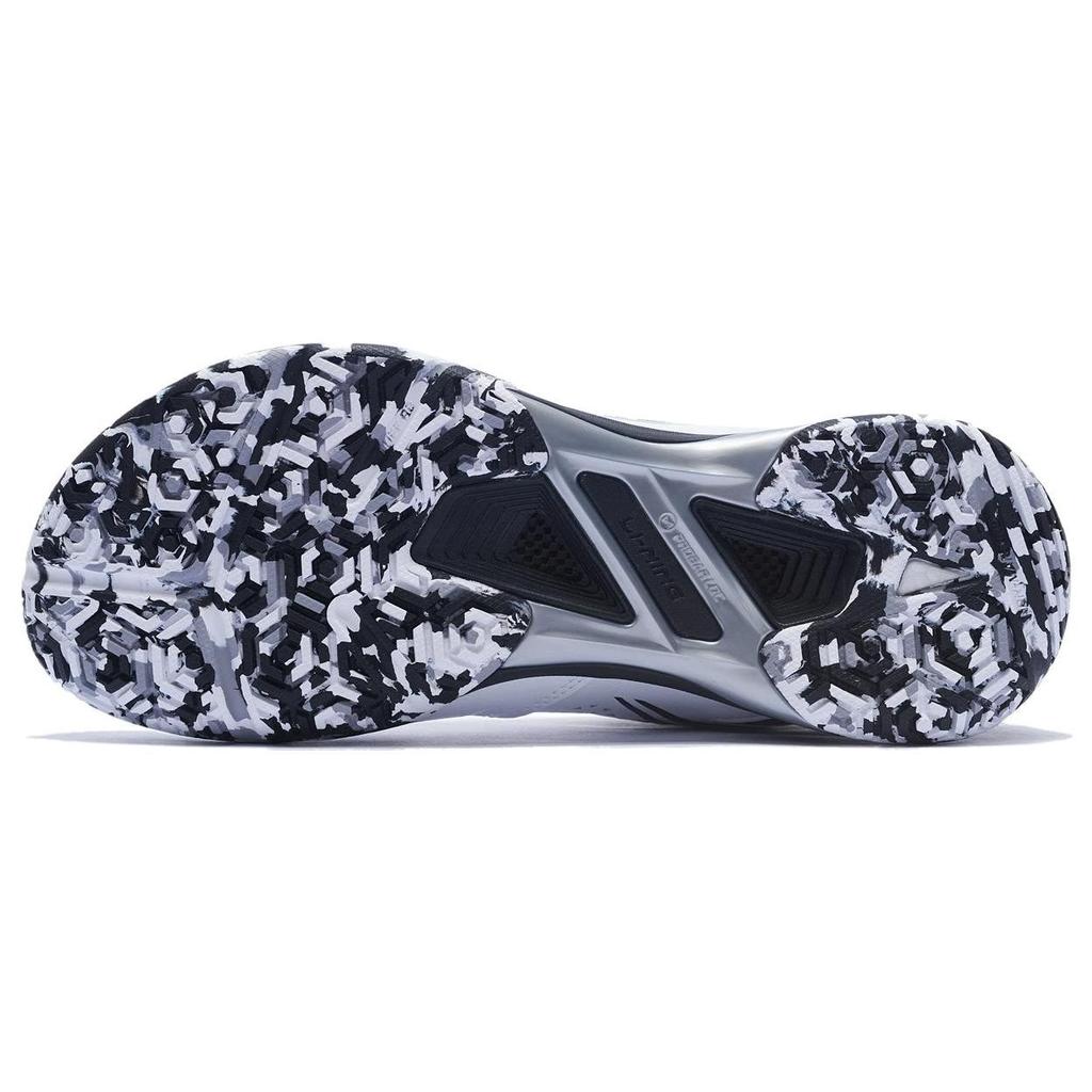 Li Ning Blade Pro Non-Slip Wear-Resistant Low-Top Badminton Shoes Unisex Shoes White Black AYAT005-3