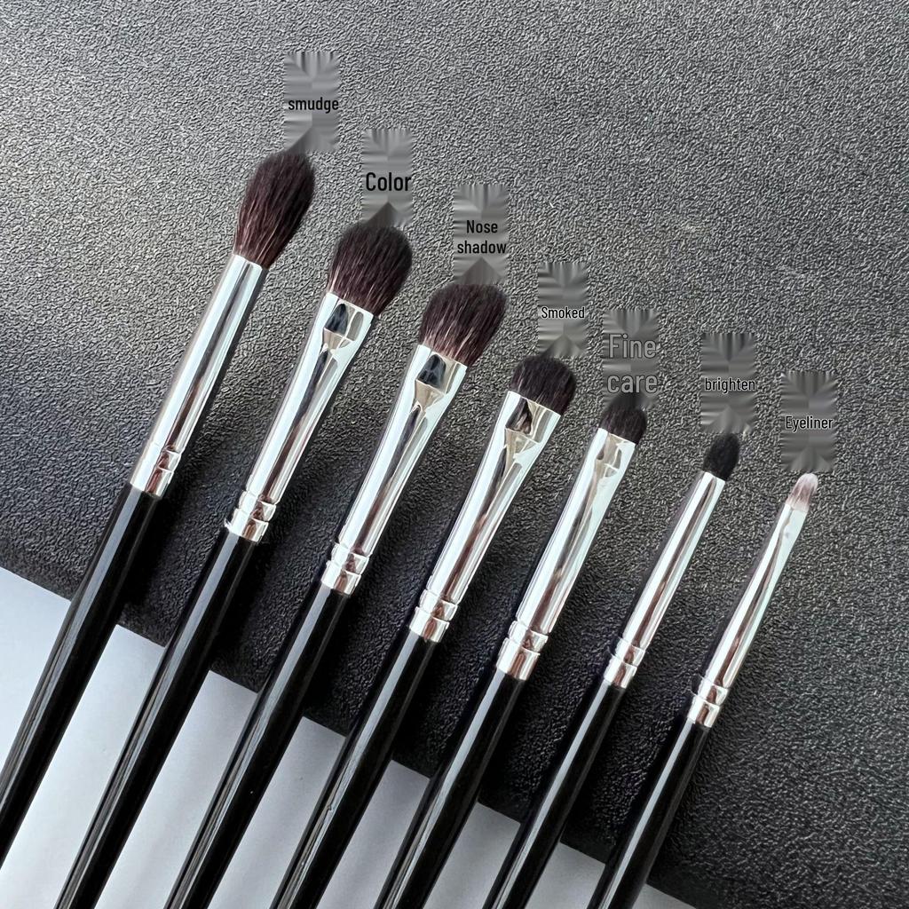 Eyeshadow & Eyeliner Brush Set: Blending & Smudge Brushes