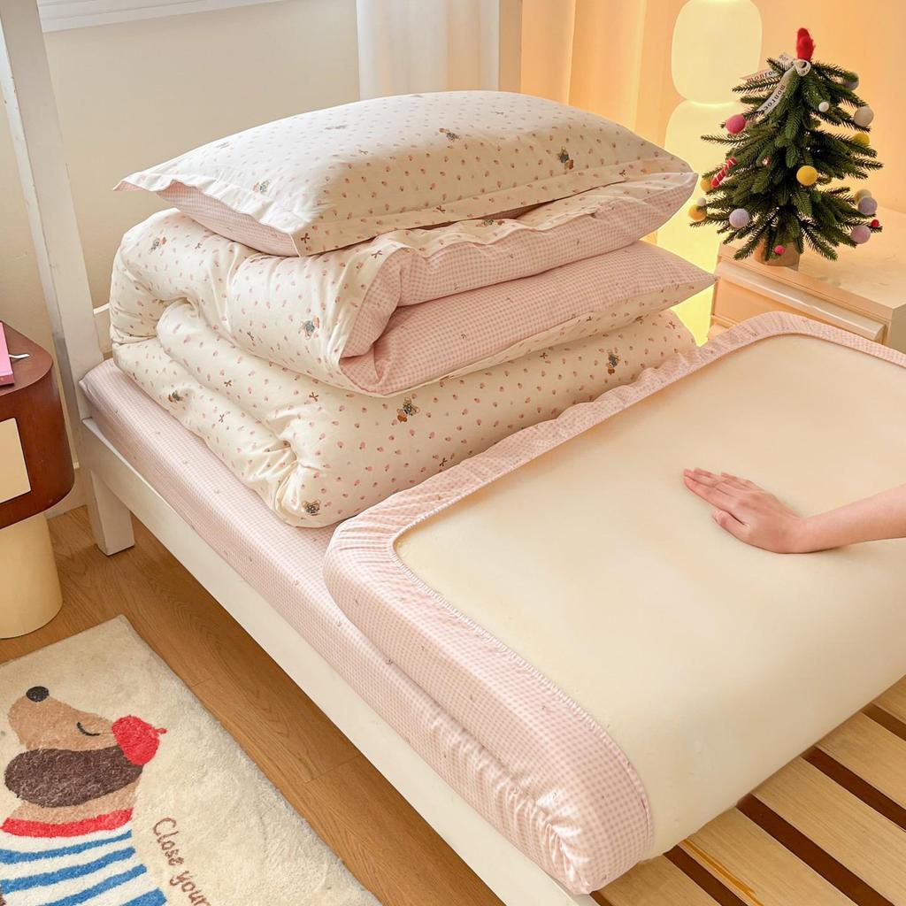2026 New Cotton Printed Dormitory Bedding: Three- or Four-Piece Set for Single Bunk Beds