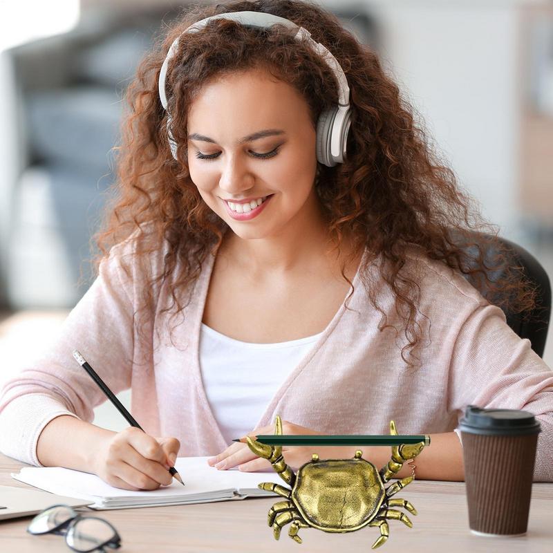 Retro Brass Miniatures Weightlifting Crab Ornament Animal Sculpture Pen Holder Desktop Decor Crafts Collections Crab Figurine