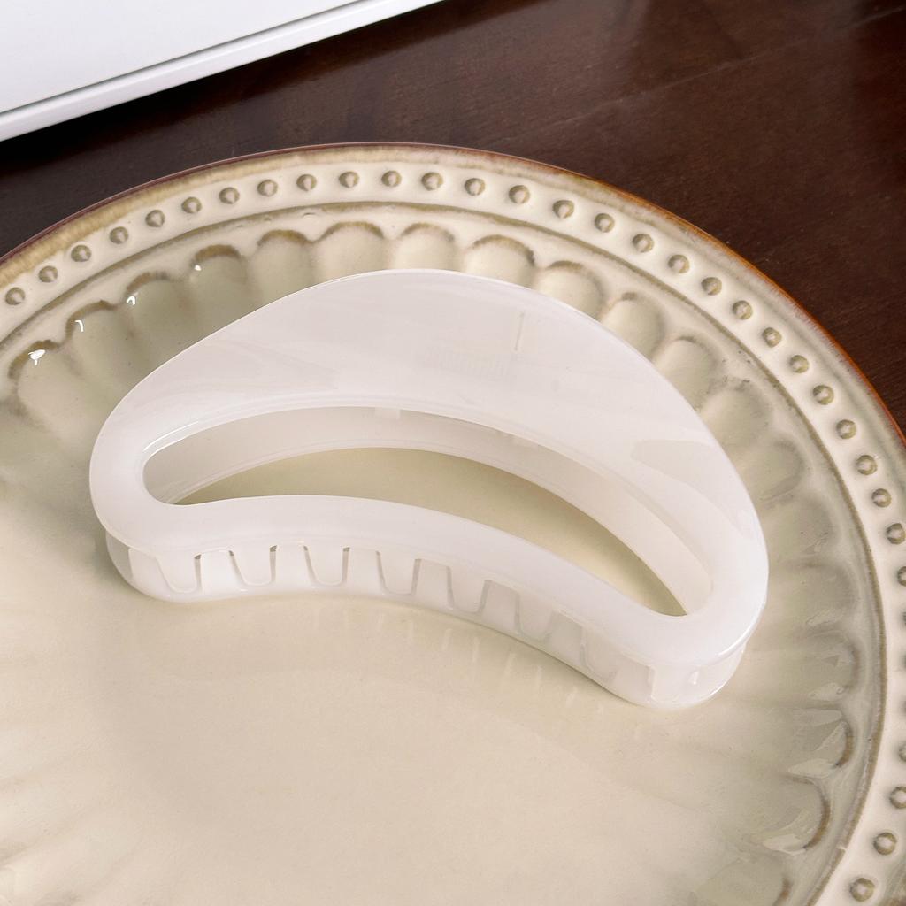 Retro Stylish 12cm Hollow Moon Hair Clip For Sophisticated Looks Everyday