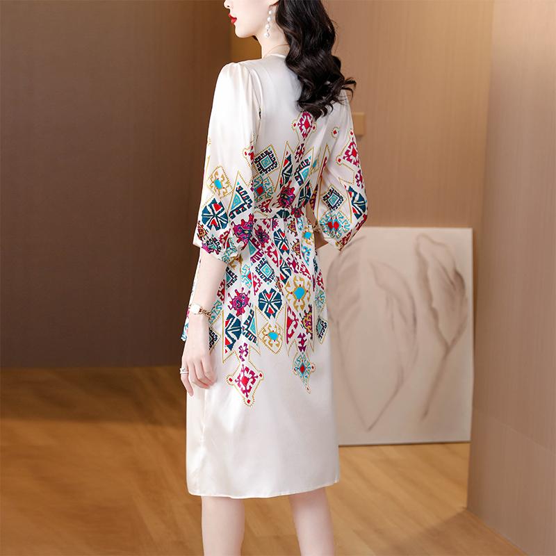 Elegant and Chic French Floral Dress for Women - Perfect for Vacation and High-end Occasions