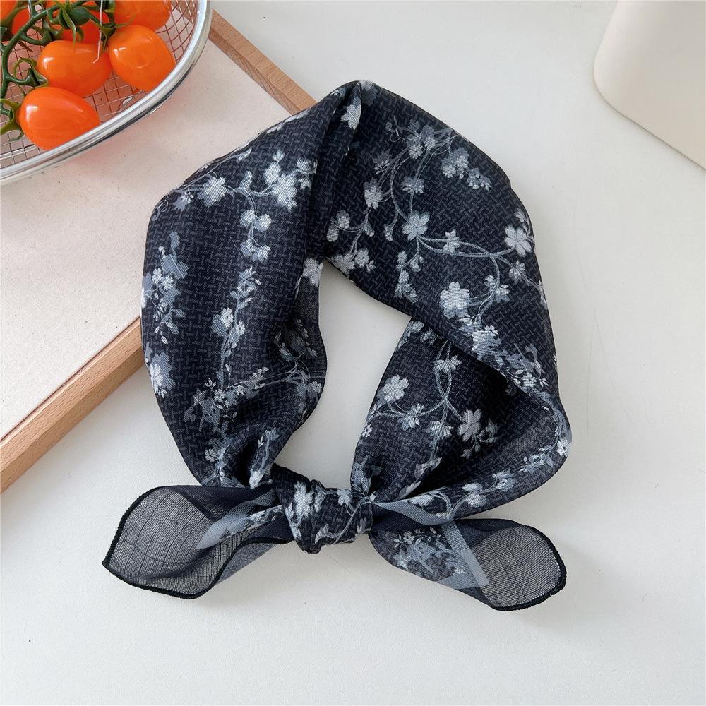 Fashion Women Printing Cotton Linen Small Square Scarf Scarf Women's Versatile Paisley Scarf Head Band Hair Accessories