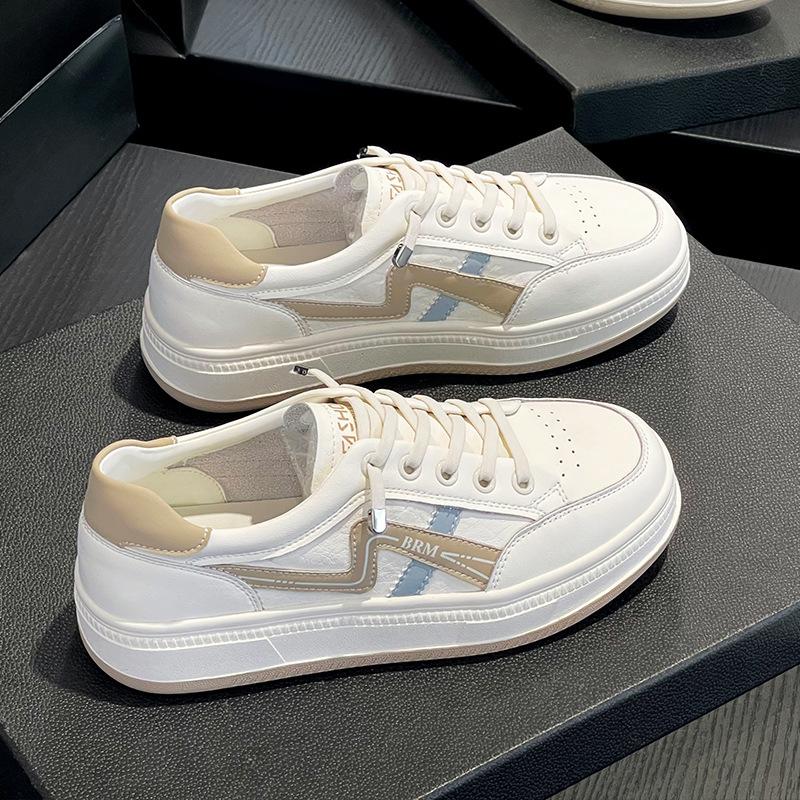 

Leather little white shoes women s new soft-soled sports and leisure shoes women s comfortable flat-soled student board shoes 35