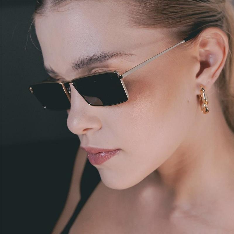 Metal Square Small Frame Sunglasses Fashionable High-end Street Shot Sunglasses Sun Shading Retro Sunglasses 390