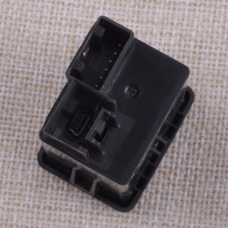 Car USB & AUX Socket Connector Switch Fit for Opel Vauxhall Insignia A Astra K Mk7 2016 2017 13599456 Accessories