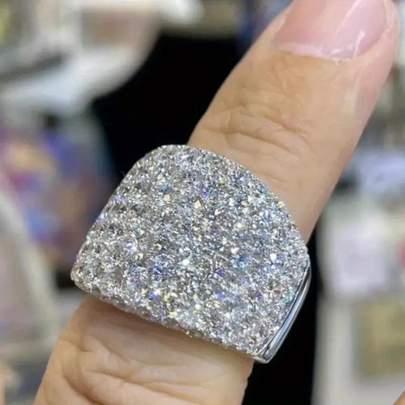 Huitan Bling Bling Crystal Cubic Zirconia Rings Gorgeous Wedding Band Accessories for Women Luxury Silver Female Jewelry