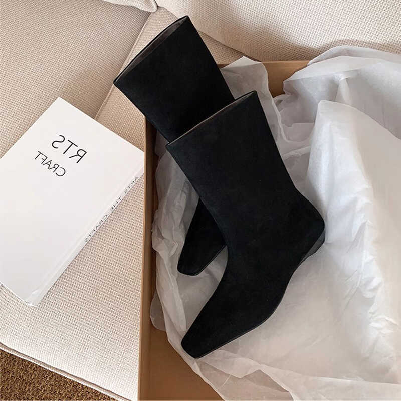 Cowhide version~ autumn and winter new retro wedge heel medium tube loose sleeve knight boots cigarette tube leather versatile short boots women