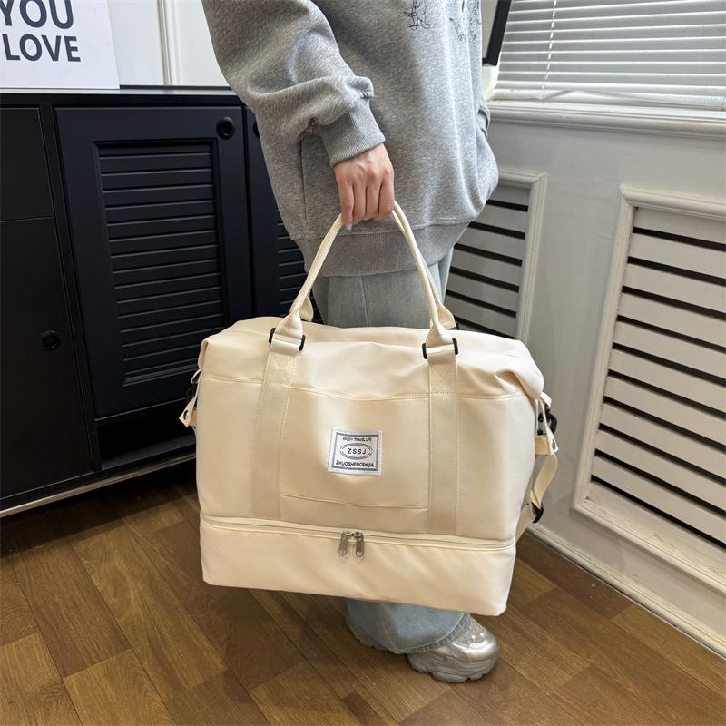 Portable Travel Bag with Large Capacity, Shoe Compartment, and Wet/Dry Separation for Swimming and Fitness