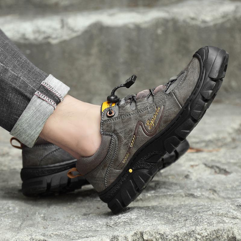 Fashion Hiking Shoes Men Genuine Leather Non-slip Outdoor Sneakers Breathable Trekking Shoes For Men Casual Desert Autumn Footwear