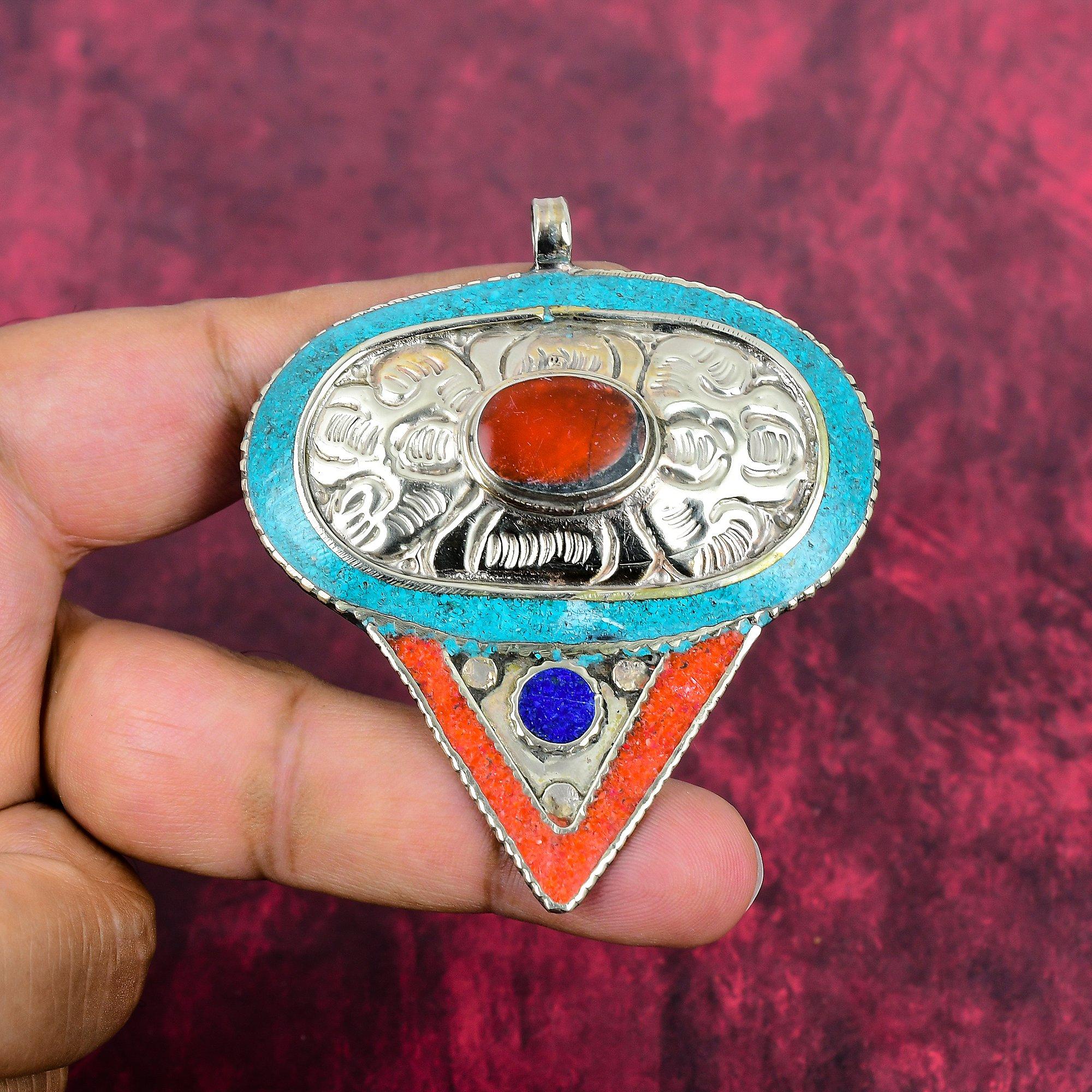 

Кулон из бирюзы и коралла, Ювелирное изделие-кулон из стерлингового серебра 925 пробы с драгоценным камнем, Ювелирное изделие ручной работы, Кулон с камнем-талисманом, Подарок для него 2.49 inches
