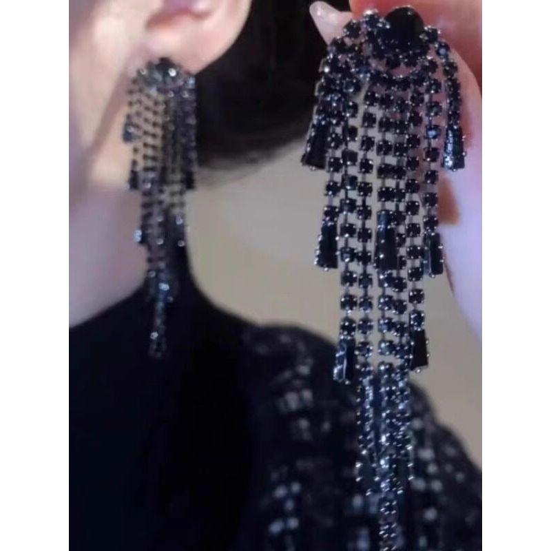 Fashion Retro Face Slimming Black Zircon Tassel Earrings Online Influencer Refined Long High-Profile Earrings Frosty Style Earrings