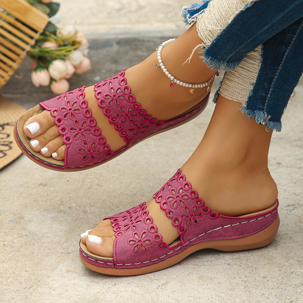 Plus Size Women's Sandals Cut-out Flower One-line Sandals Vintage Fashion Casual Sandals