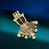 Antique Vintage Rhinestones Baroque Court Tiger Brooch Simulation Pearl Animal King Crown Corsage Pin Creative Jewelry Accessories