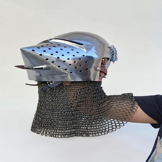 Medieval Hounskull Helmet Pig Face Bascinet with Chainmail Knight Costume Armor