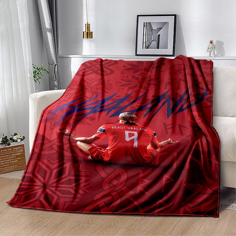 Haaland 225 Blanket Warmthful Decor Great for Picnics Couch Sofa for All Occasions Warmthful Decor Suitable for Gifting Relatives and Friends