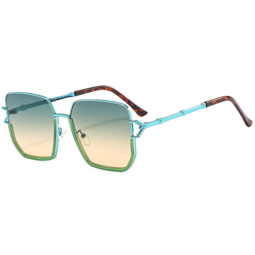 New Fashionable Retro Large Frame Sunglasses for Women's Personalized Street Photography Sun Glasse UV400 Trendings