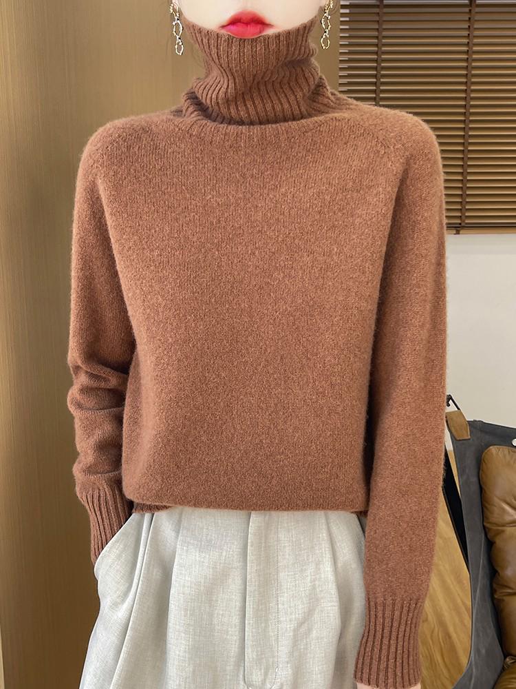 Women's Pure Wool High-Neck Sweater: Solid Color, Loose Fit, Thickened Base Layer, Autumn/Winter Collection