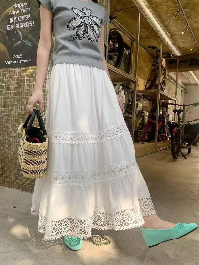 2025 A/W Retro Lace Patchwork Midi Skirt - Japanese/Korean Style