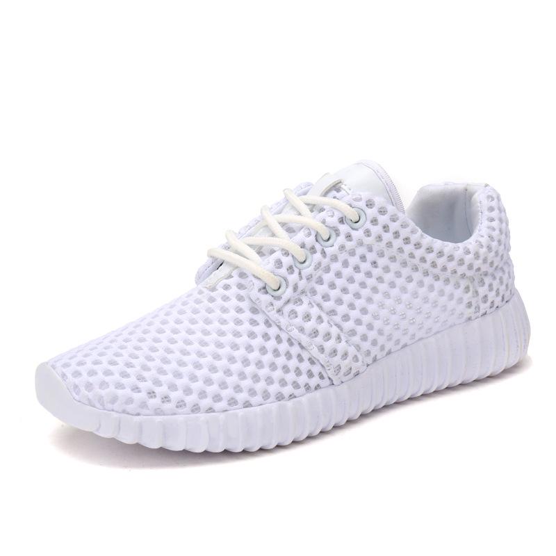 Chaussures de sport grande taille été nouvelles chaussures à mesh creux chaussures de voyage chaussures de course en mesh