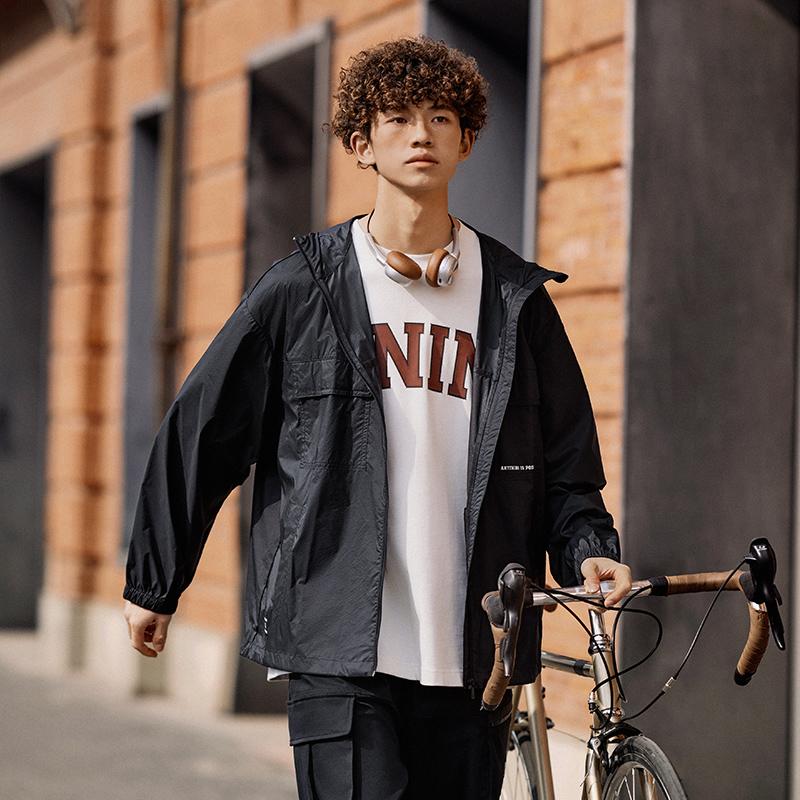 Li-Ning Lightweight Durable Comfortable Workwear Loose Fit Zip-Up Hooded Sun Protection Jacket Men Jackets Black AFDU699-2