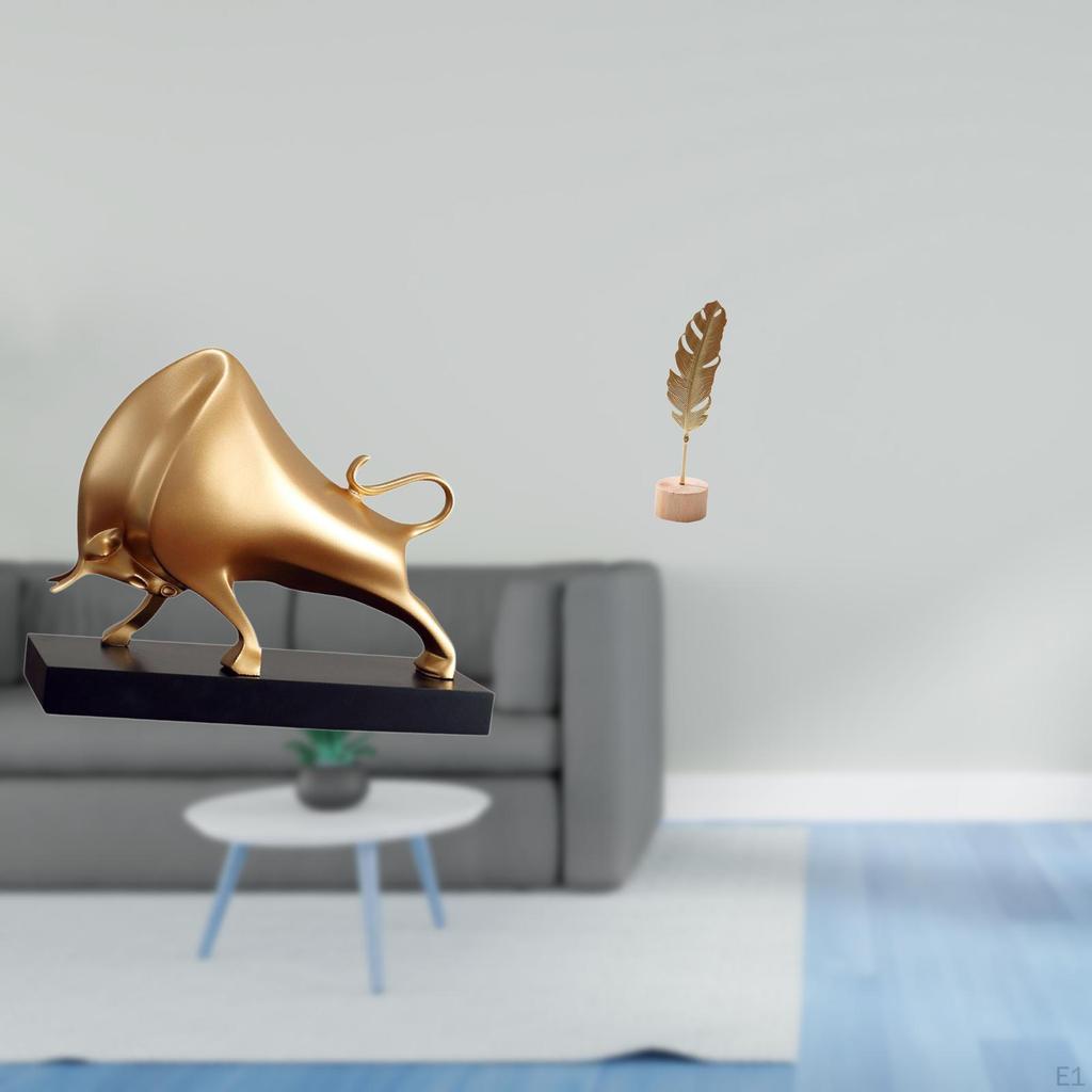 Abstract Ox Sculpture Metal Cattle Figurine Nordic Creative Tabletop Ornament for Home Desk Living