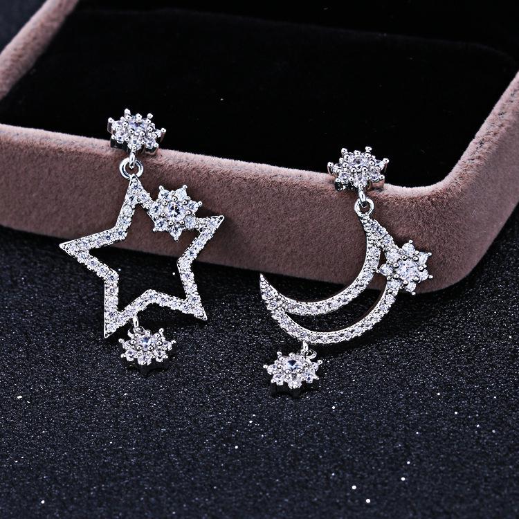 Korean Style 925 Silver Asymmetrical Star and Moon Stud Earrings for Women - Fashionable Retro Five-Pointed Star Jewelry 925 Silver Ear Pins