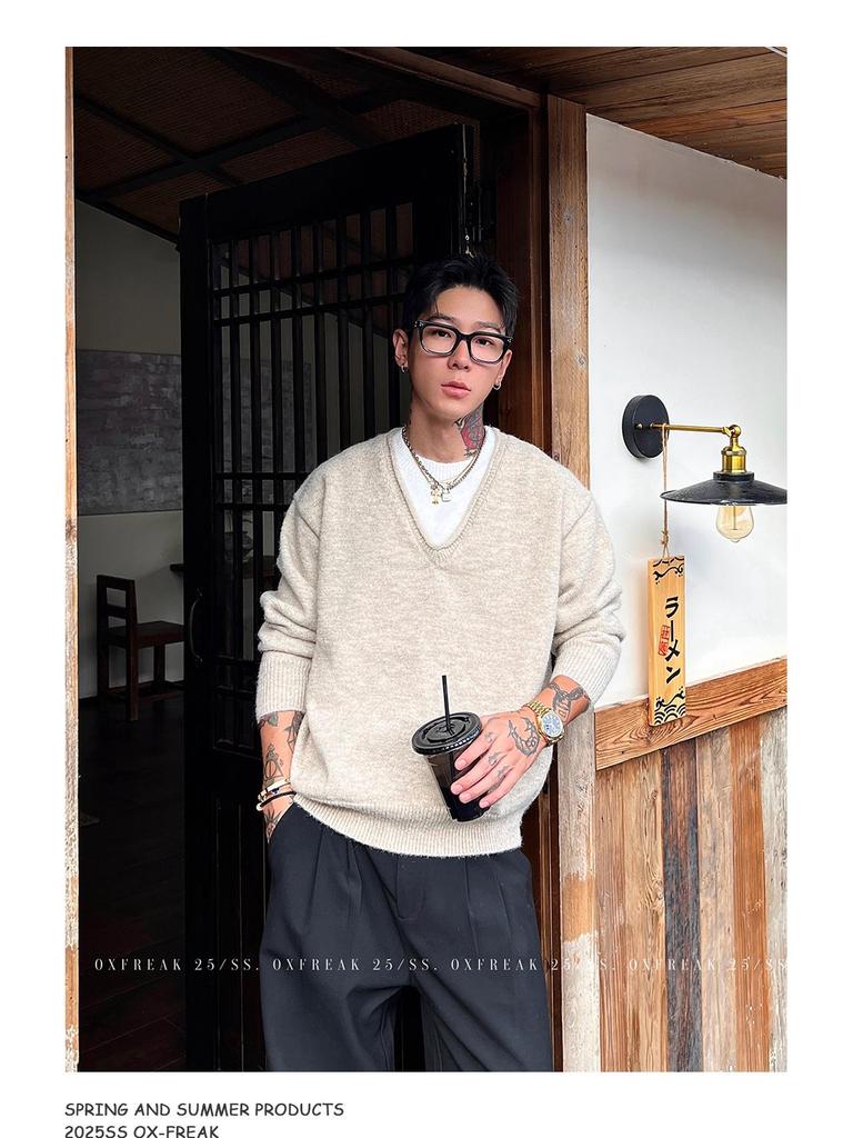 Men's 2025 Autumn/Winter Old Money Style Loose Faux Two-Piece V-Neck Sweater