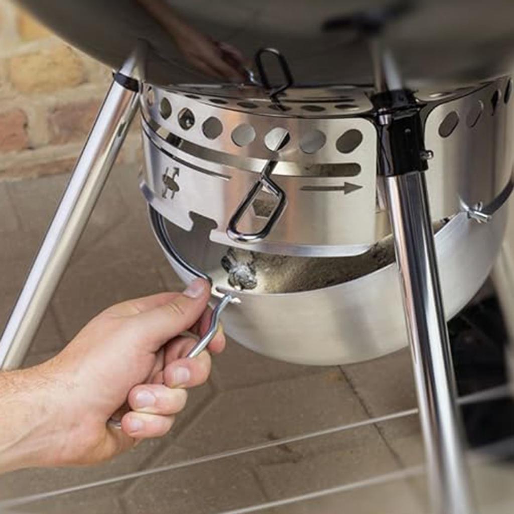BBQ Grill 22 Inch Tripod Stand Grill with Ash Collector Anti Stick Baking Net Quick Setup Stand Charcoal Grill