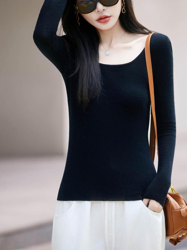 Damen Einfarbiger Schmaler Woll-Cardigan: Einfaches Strickoberteil mit U-Ausschnitt