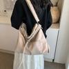 Casual texture women's bag new large-capacity commuter tote bag fashionable retro shoulder messenger bag