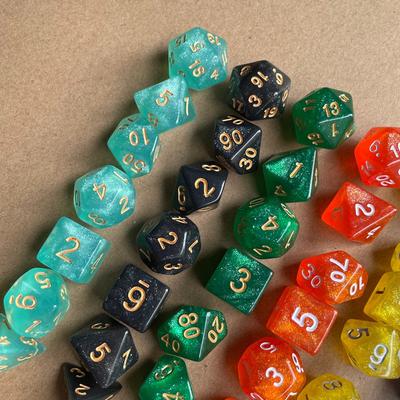 7 Pcs of Glitter Color Gold Font Dice Set Table Games Digital Dice D4 D6 D8 D10 D% D12 D20 Polyhedral Dices Kit for DND TPRG PRG