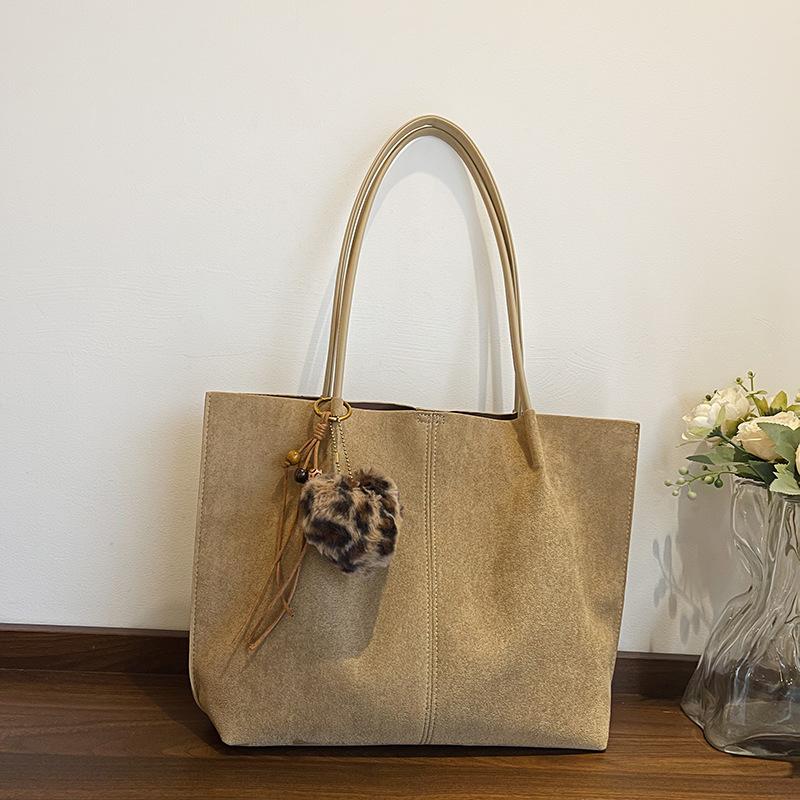 Premium Textured Bag Women's Large Capacity 2025 New Autumn and Winter Versatile Simple Retro Shoulder Bag Commuter Tote Bag