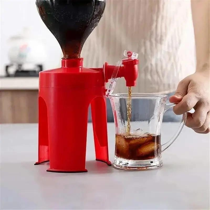 New Creative Machine Plastic Hand Pressure Type Coke Bottle Inverted Drinker Carbonated Beverage Home Refrigerator Drinks Pots