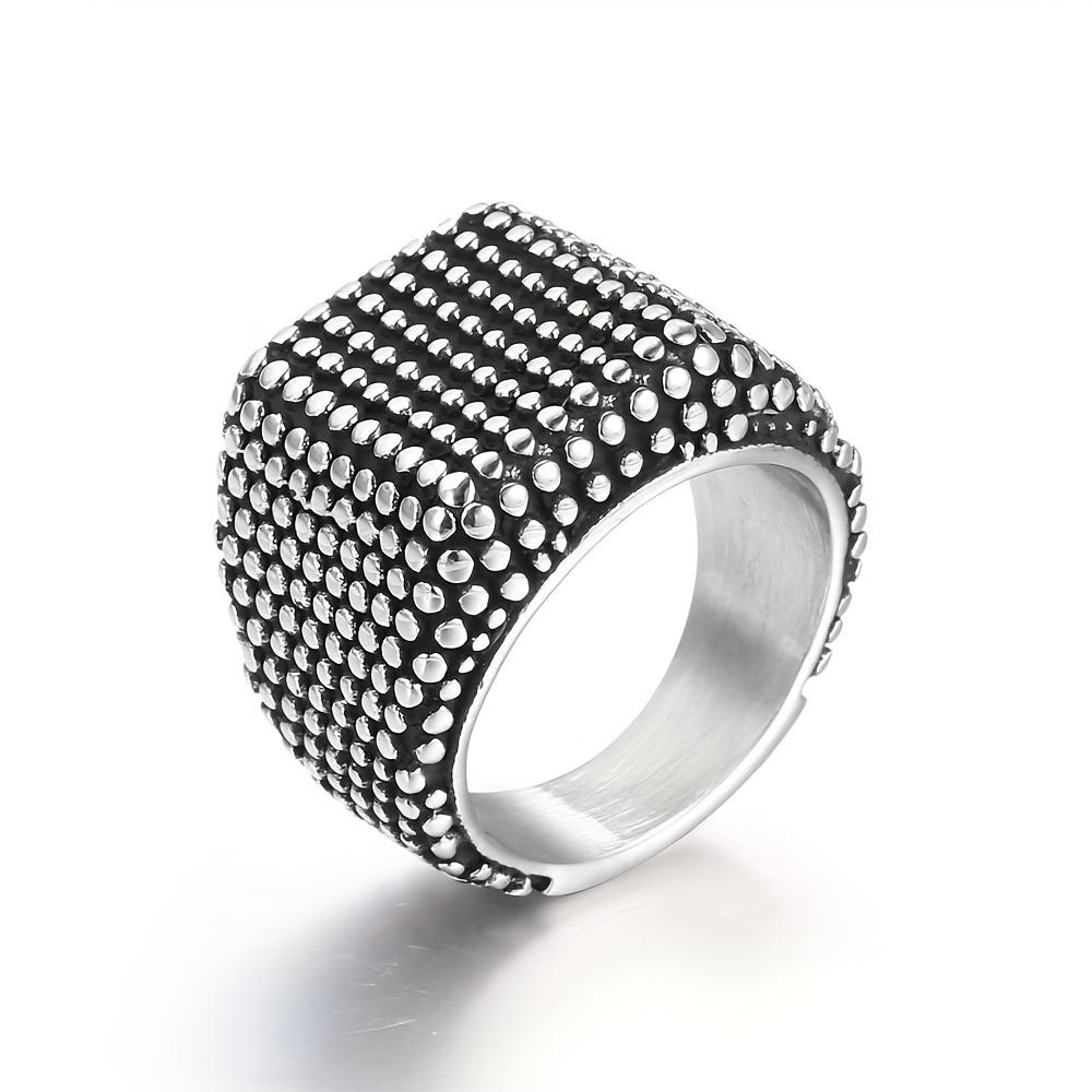 A Classic Non-fading Punk European and American Men's 304 Stainless Steel Willow Stud Ring Retro Personality Hip Hop Ring