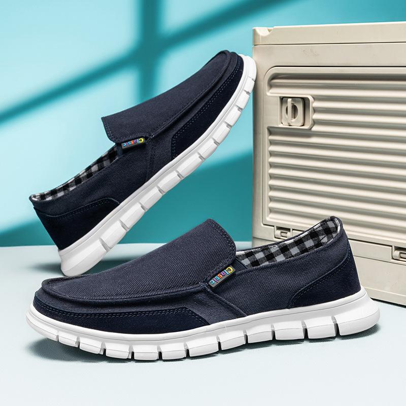 

Мужские туфли летние новые однопедальные дышащие ленивые туфли мужские повседневные парусиновые туфли мужские старые пекинские тканевые туфли 46 темно-синий